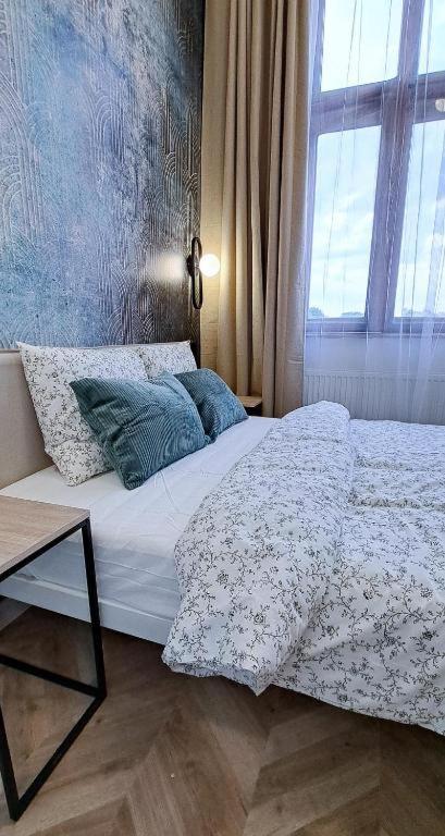 Lion Apartments - Premium Studio With Balcony Krakow Exterior photo